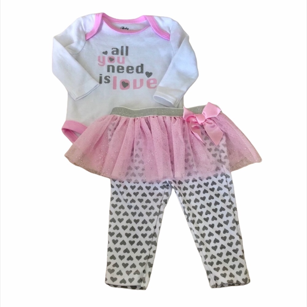 3/$25 NWOT Baby Essentials ‘Love’ Tutu Outfit